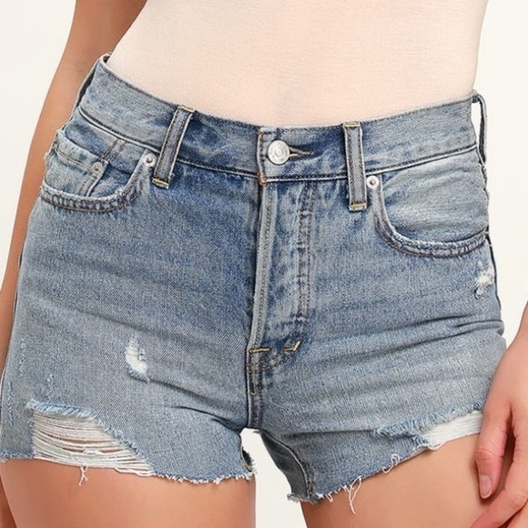FREE PEOPLE REVOLVE Sofia Light Wash Distressed Denim Shorts size 28 - Picture 1 of 6